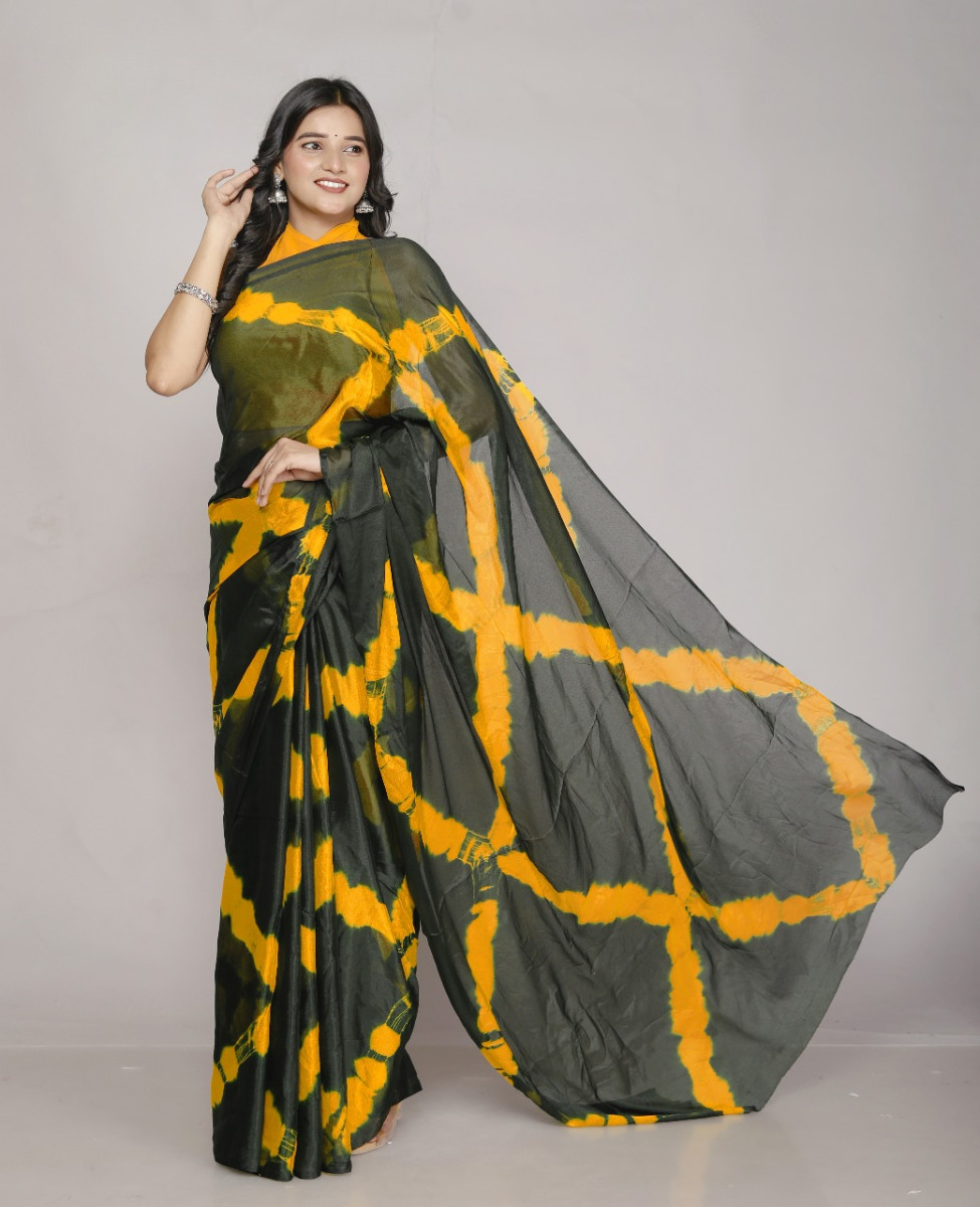 Saree for Women – Latest Silk saree, Green saree, Leheriya saree & New Saree Collection | Perfect Sarees For Women Wedding , Sarees For Farewell Party
 